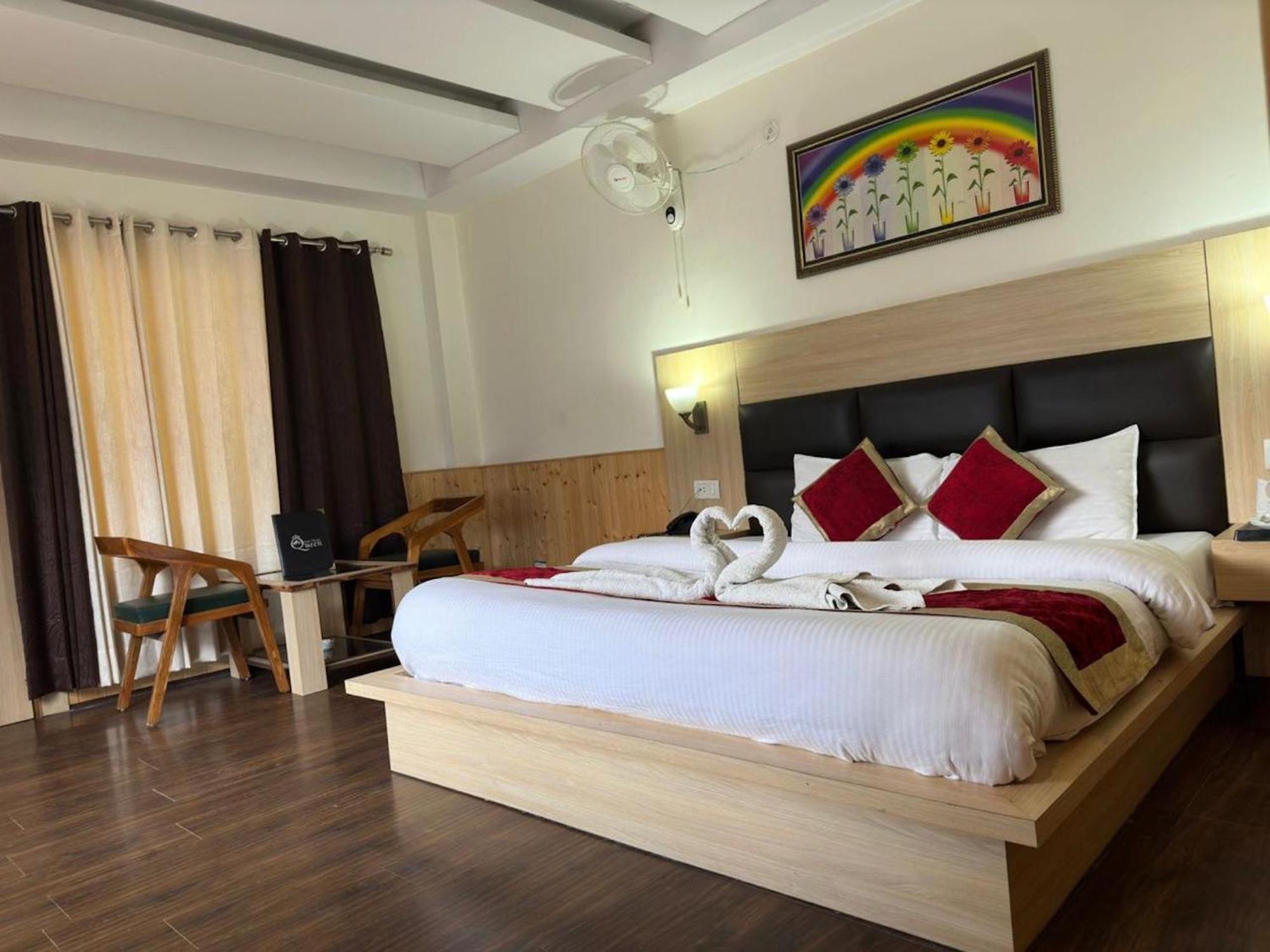 Hotel Manali Queen Exterior photo