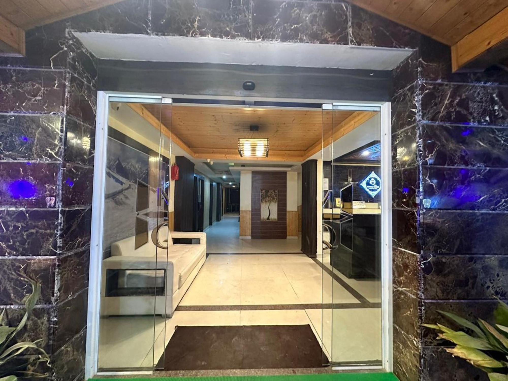 Hotel Manali Queen Exterior photo