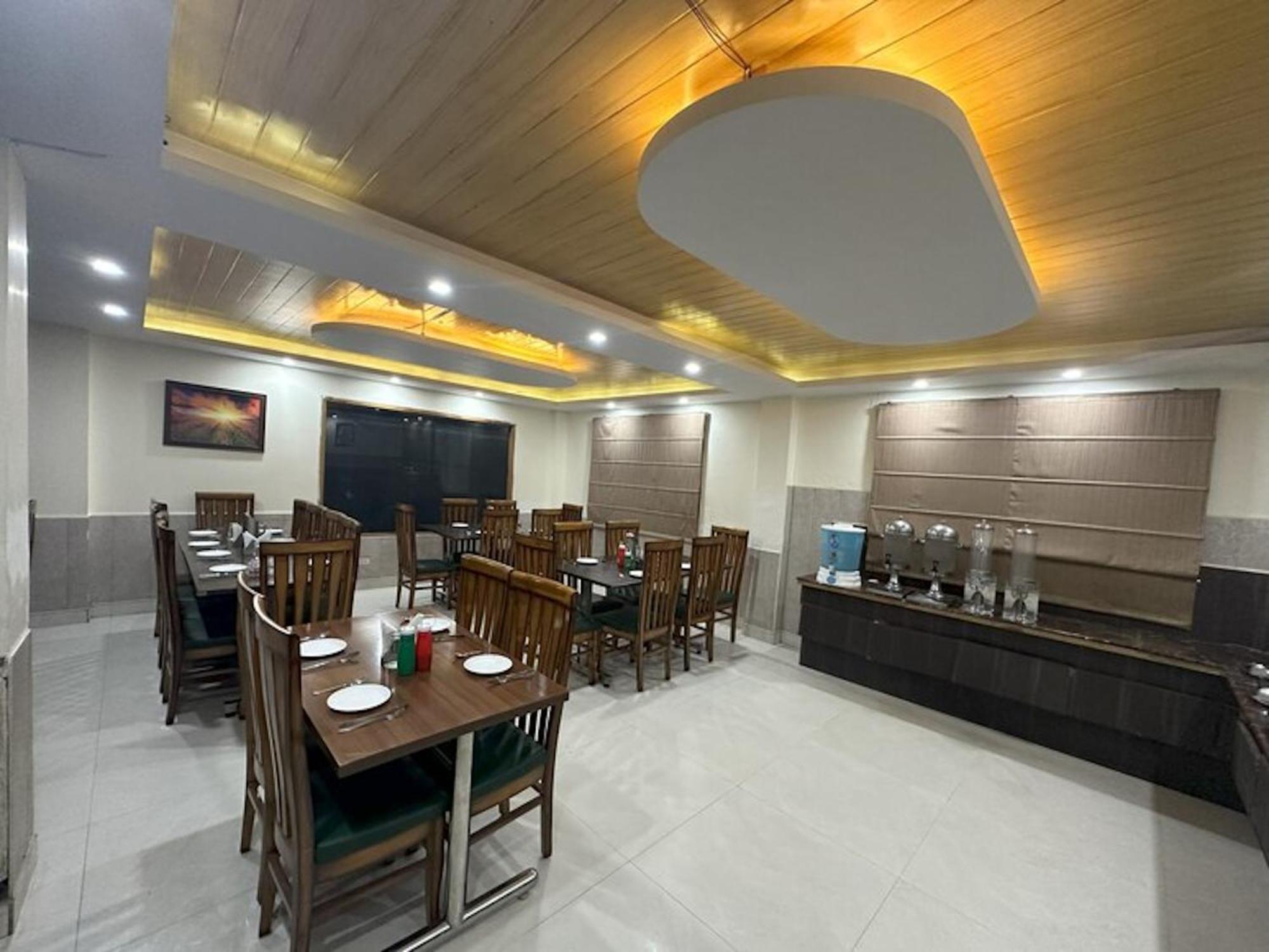 Hotel Manali Queen Exterior photo
